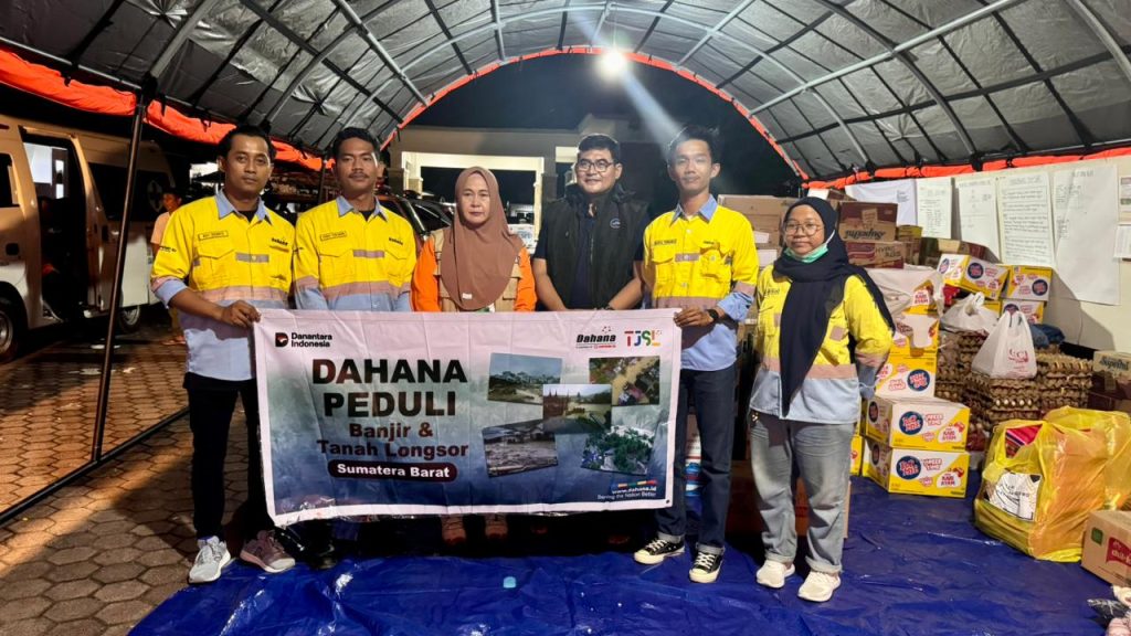 Dahana Cares. Delivers Aid to West Sumatra