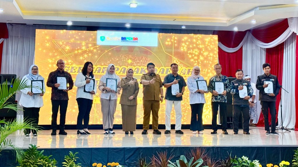 Dahana Receives Award from Subang Regional Revenue Agency for Tax Compliance