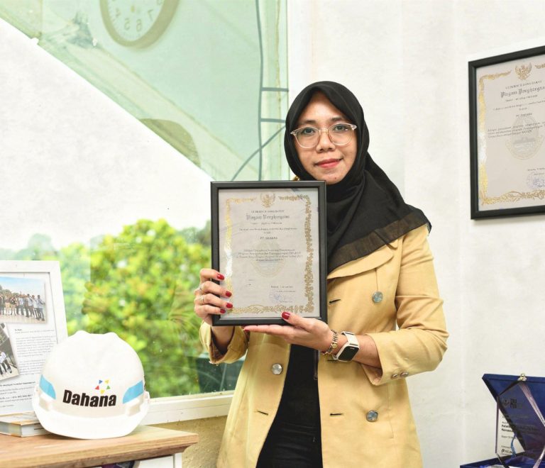 Dahana Reaps Awards from the West Java Provincial Government