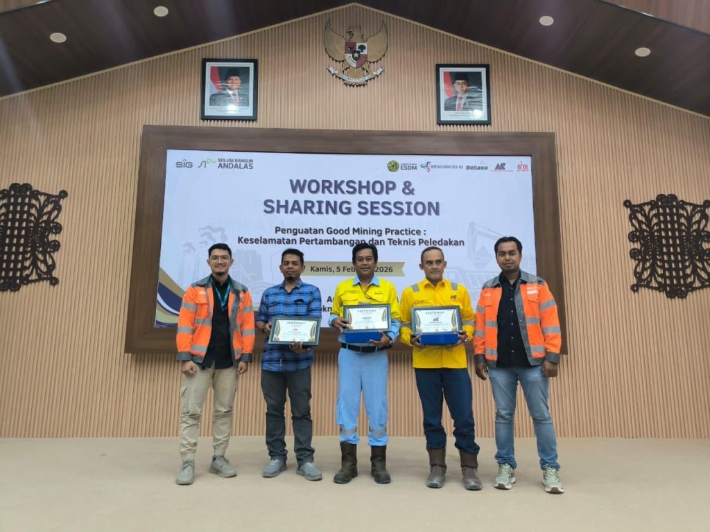 SBA Awards Dahana for Excellent Performance