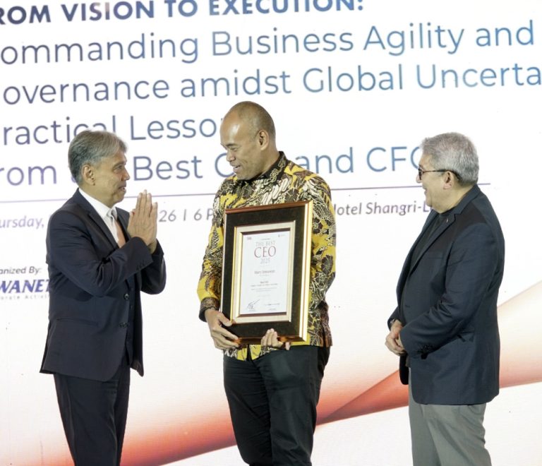 Hary Irmawan, DAHANA PD, Wins Best CEO Award 2025